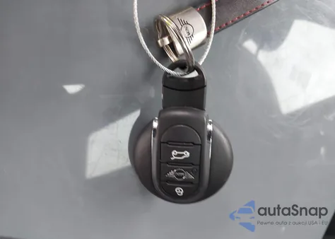 2023 Mini Hardtop Cooper from USA, damaged, VIN WMW33DH03P2S85174